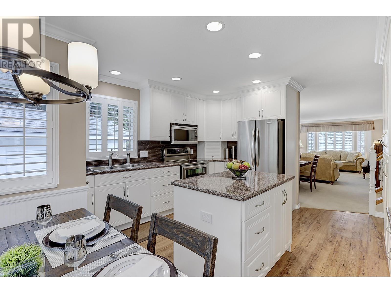 19573 Somerset Drive, Pitt Meadows, British Columbia  V3Y 2L5 - Photo 16 - R2824219