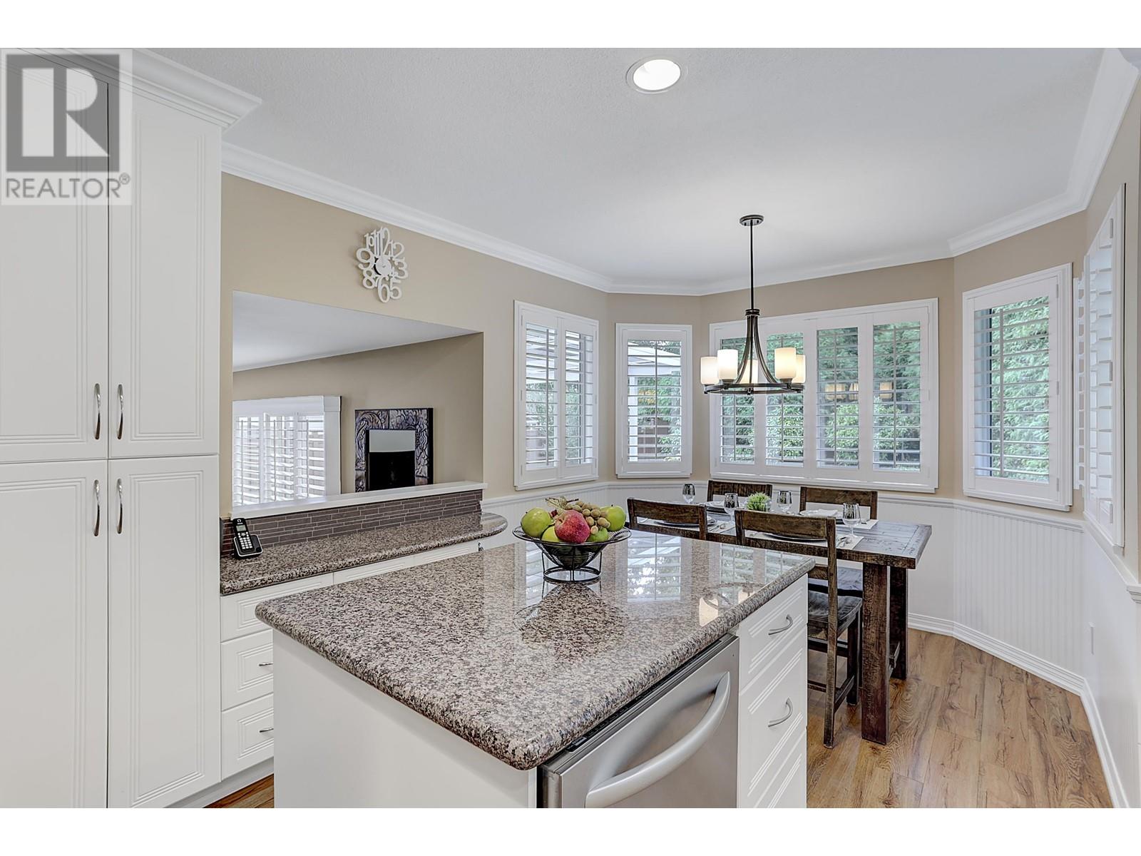 19573 Somerset Drive, Pitt Meadows, British Columbia  V3Y 2L5 - Photo 17 - R2824219