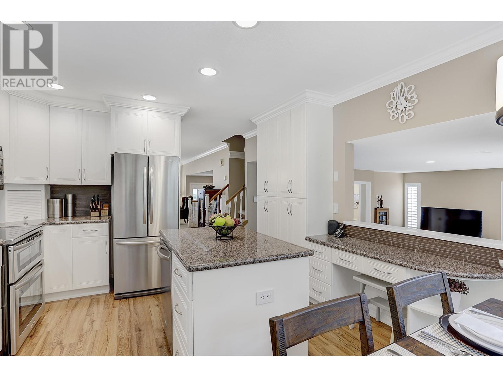 19573 Somerset Drive, Pitt Meadows, British Columbia  V3Y 2L5 - Photo 18 - R2824219