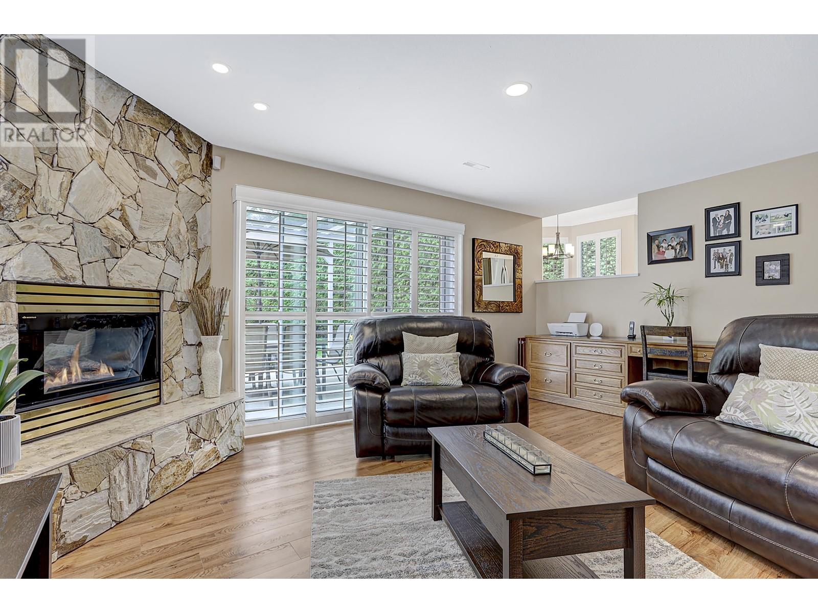 19573 Somerset Drive, Pitt Meadows, British Columbia  V3Y 2L5 - Photo 22 - R2824219