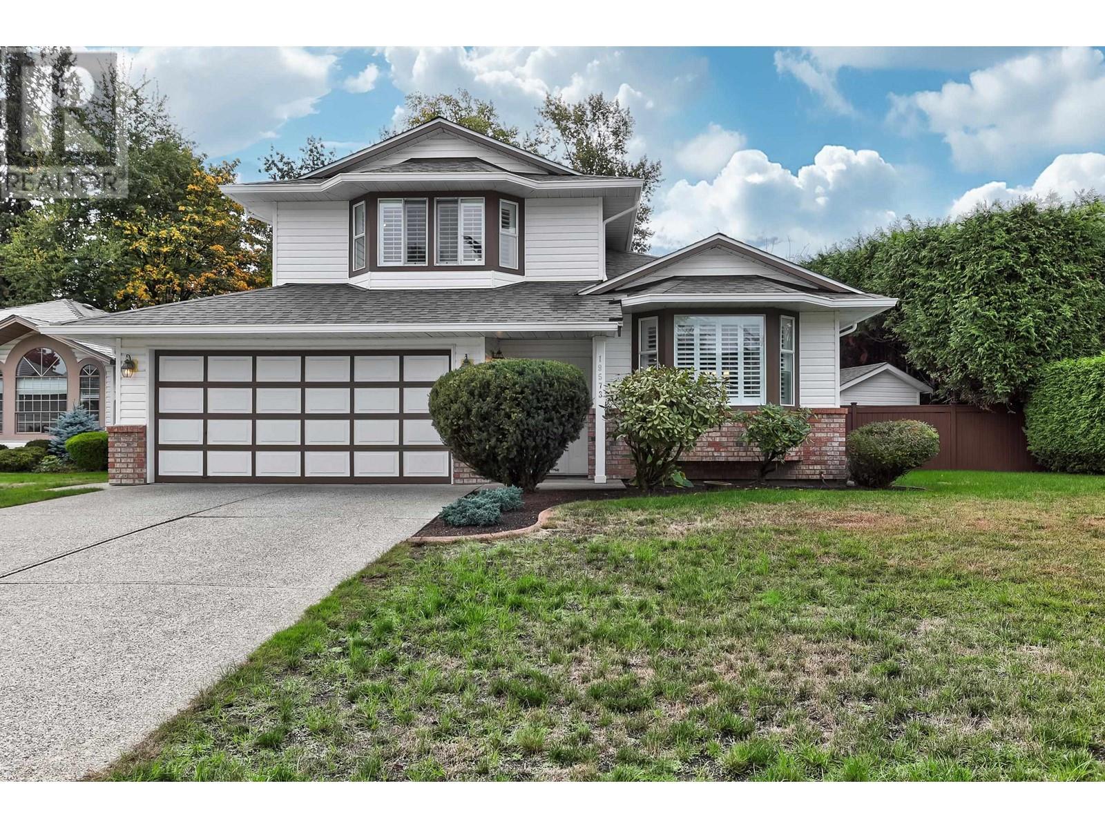 19573 Somerset Drive, Pitt Meadows, British Columbia  V3Y 2L5 - Photo 3 - R2824219