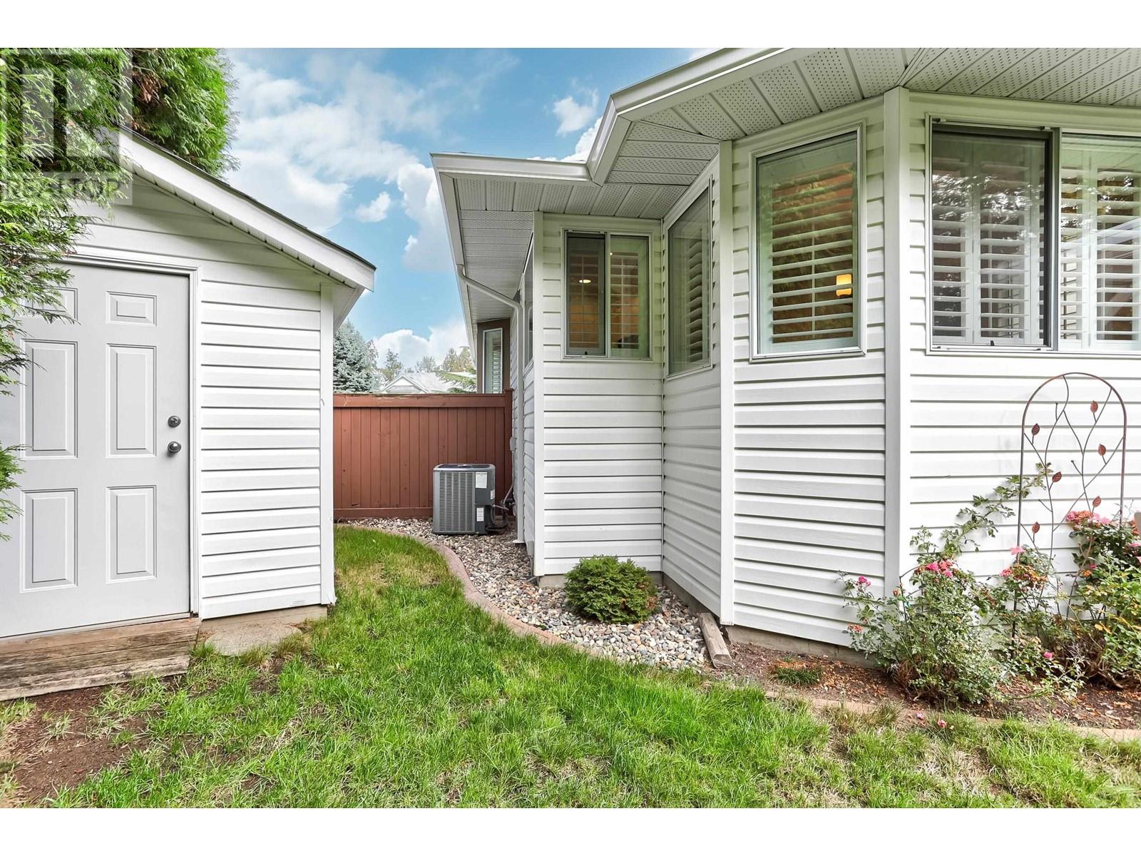 19573 Somerset Drive, Pitt Meadows, British Columbia  V3Y 2L5 - Photo 37 - R2824219