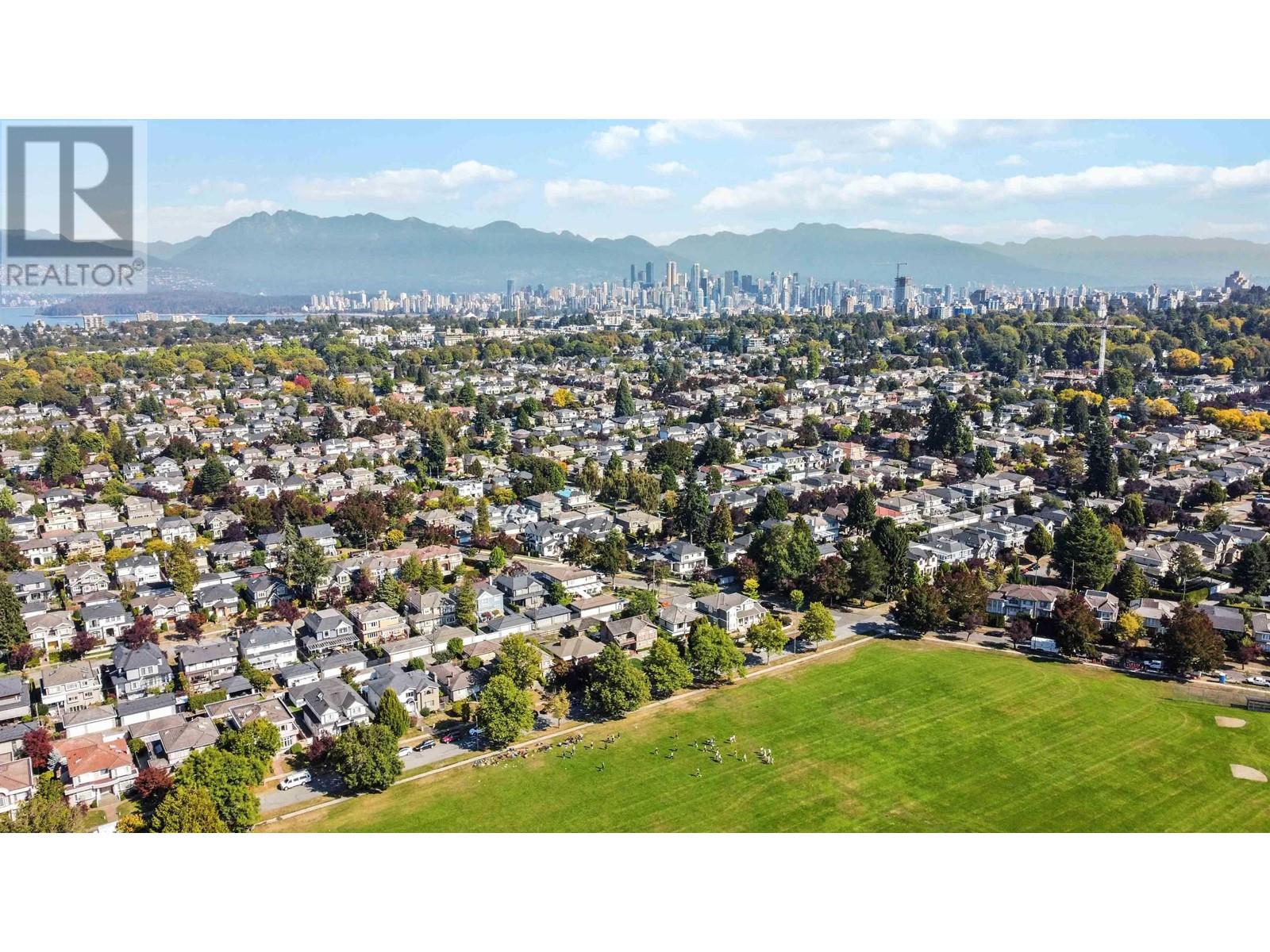 2487 W 23rd Avenue, Vancouver, British Columbia  V6L 1N7 - Photo 10 - R2824248