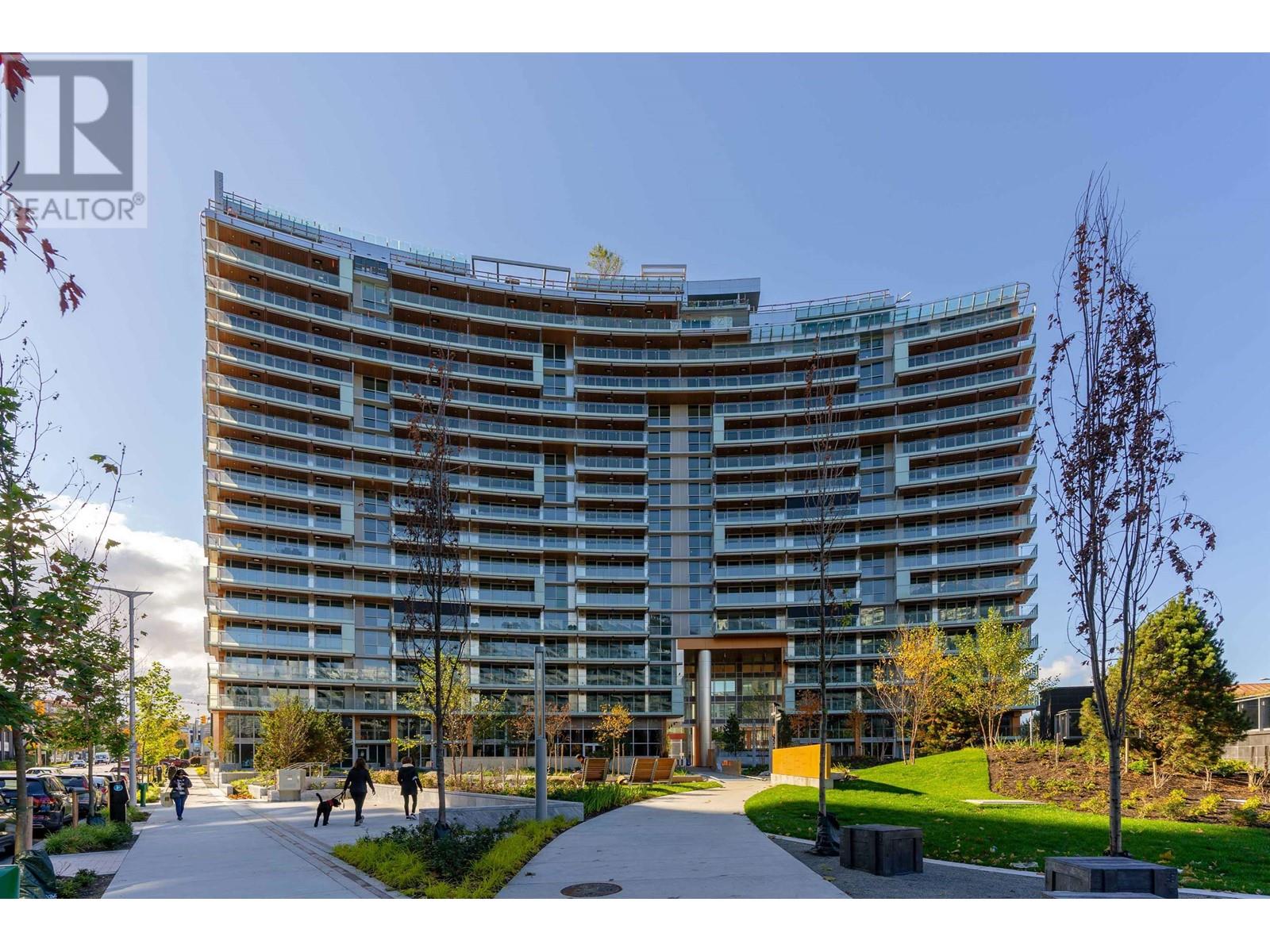 1008 1768 Cook Street, Vancouver, British Columbia  V5Y 0N3 - Photo 1 - R2823441