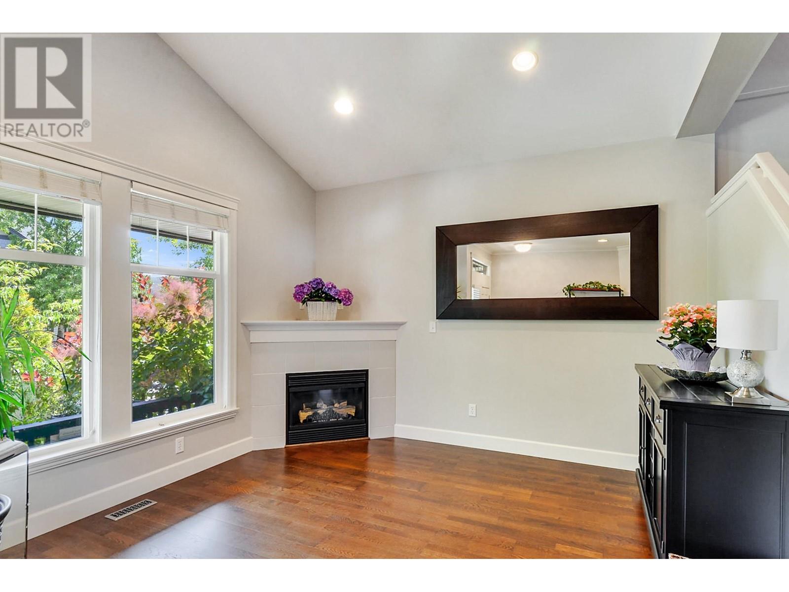 11283 Southgate Road, Pitt Meadows, British Columbia  V3Y 2W3 - Photo 4 - R2812581
