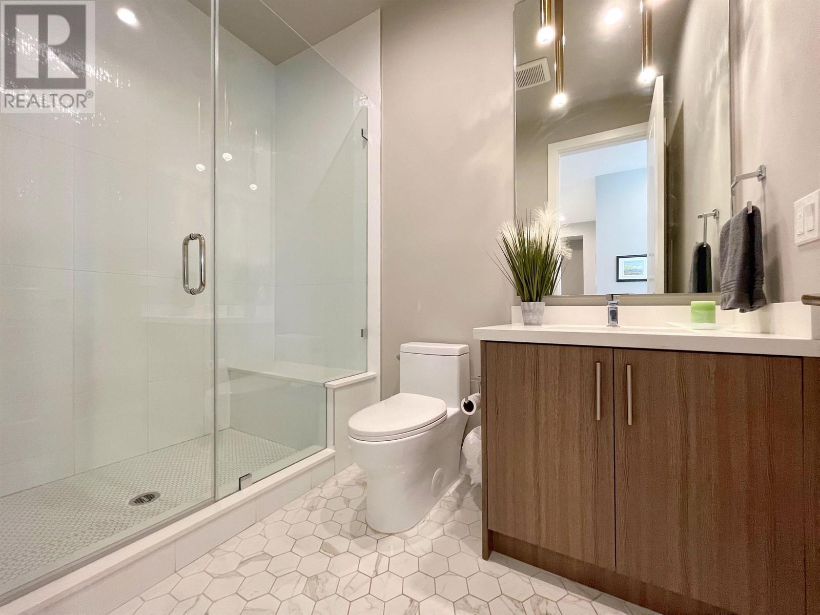 960 Stewart Avenue, Coquitlam, British Columbia  V3K 2N6 - Photo 12 - R2817750