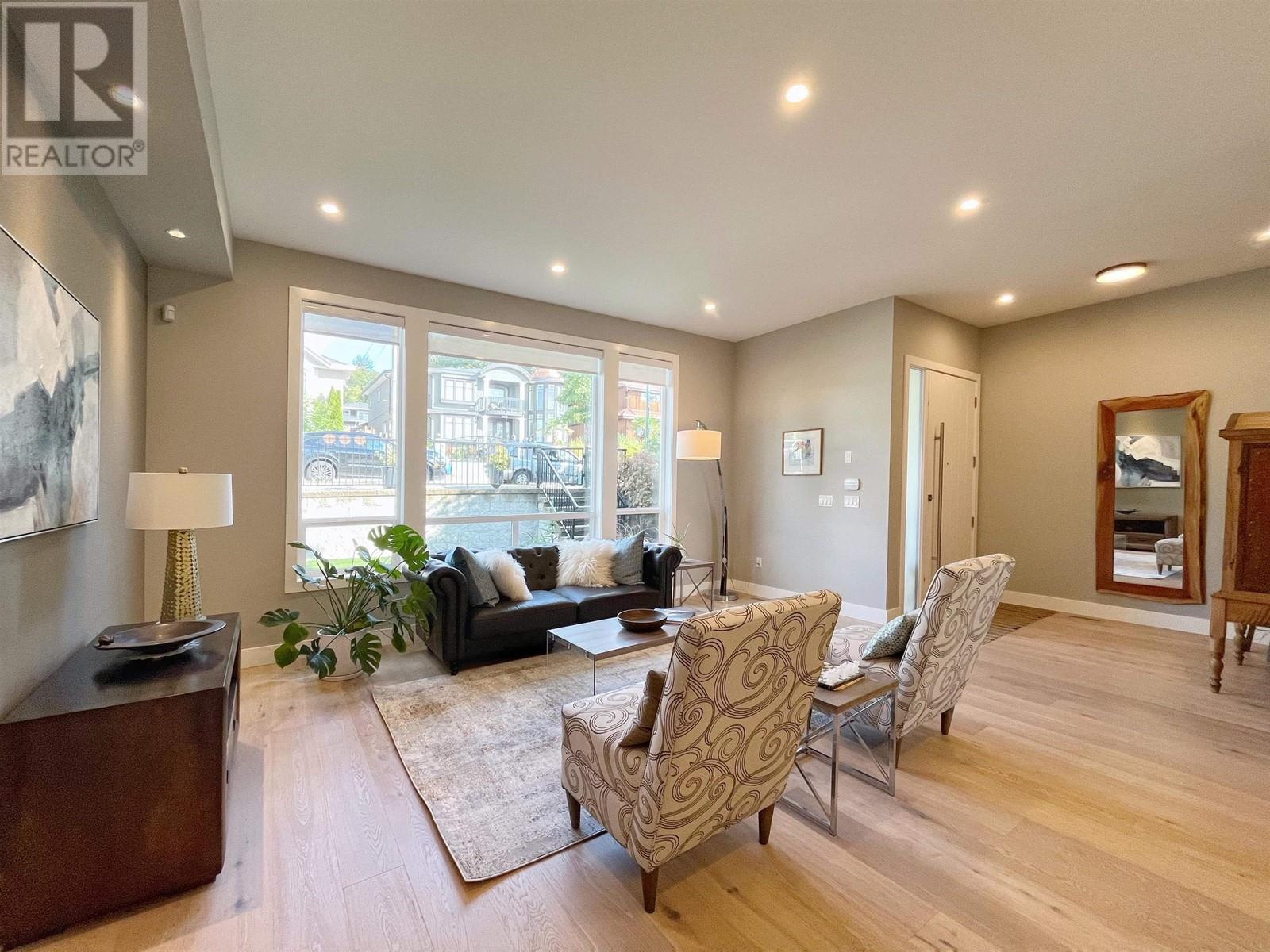 960 Stewart Avenue, Coquitlam, British Columbia  V3K 2N6 - Photo 4 - R2817750