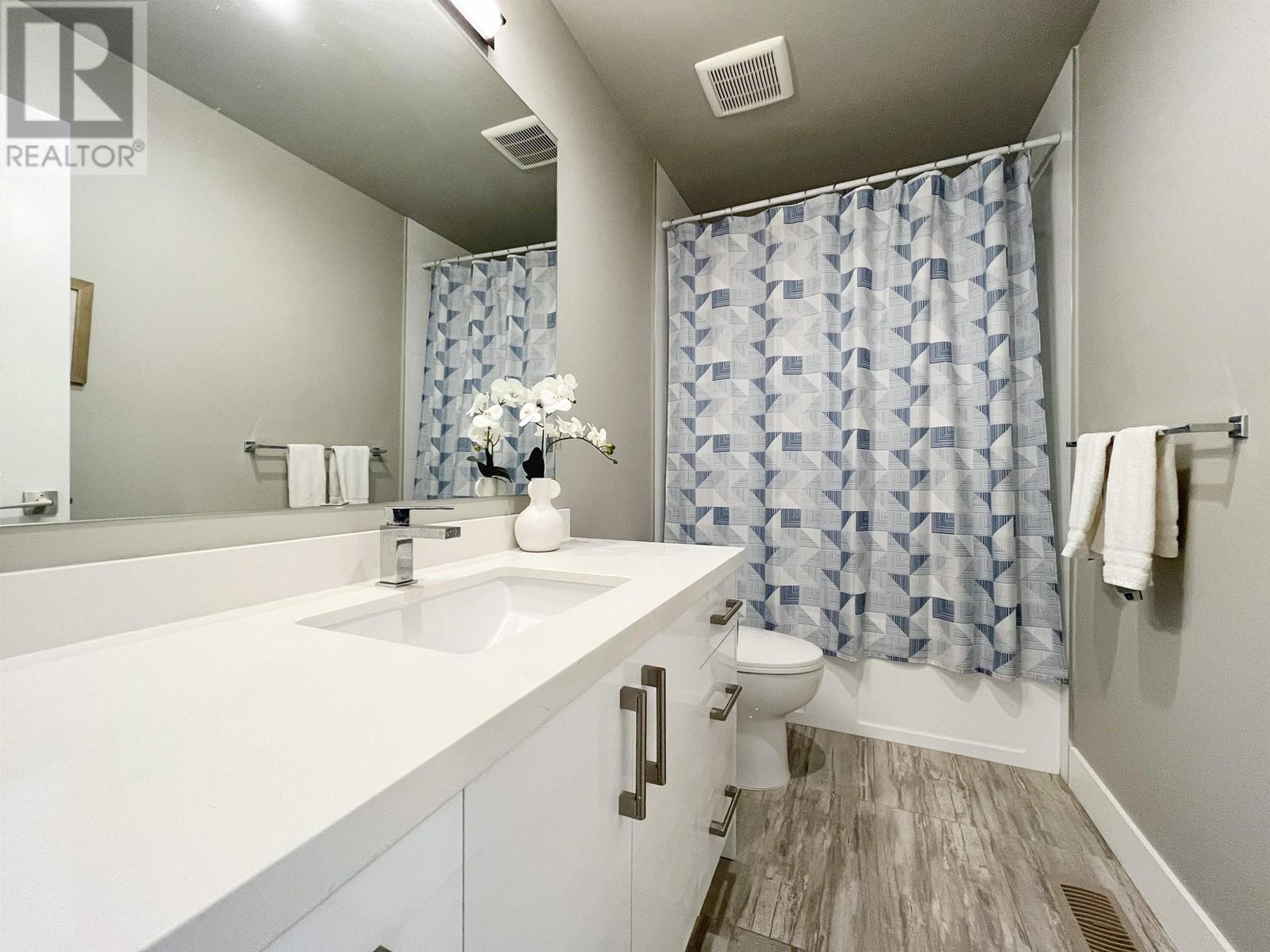 960 Stewart Avenue, Coquitlam, British Columbia  V3K 2N6 - Photo 23 - R2817750