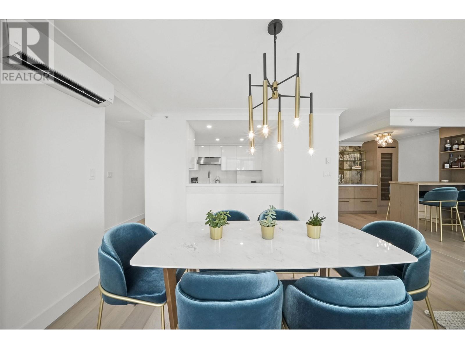 805 1077 Marinaside Crescent, Vancouver, British Columbia  V6Z 2Z4 - Photo 4 - R2824267