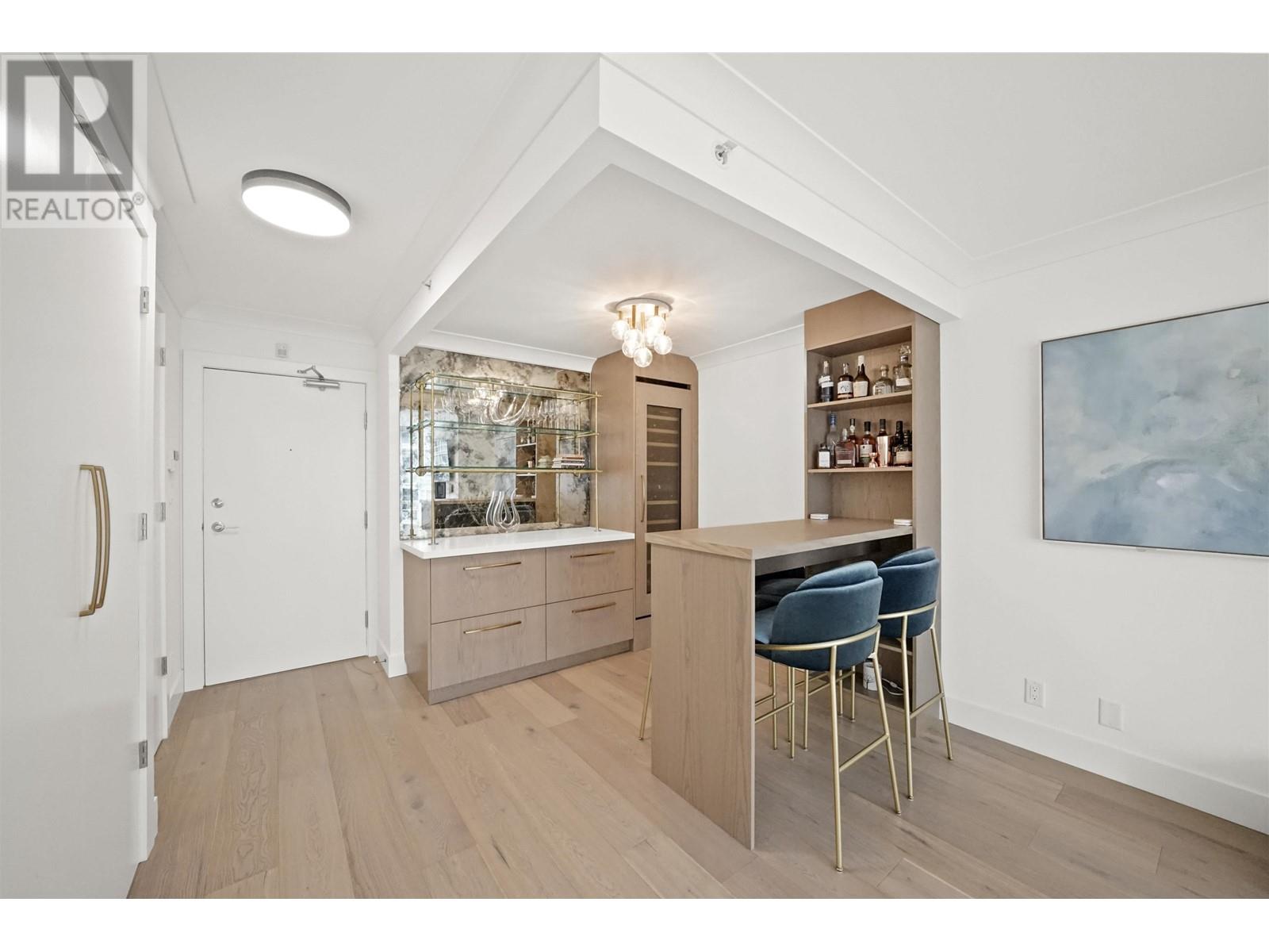 805 1077 Marinaside Crescent, Vancouver, British Columbia  V6Z 2Z4 - Photo 6 - R2824267