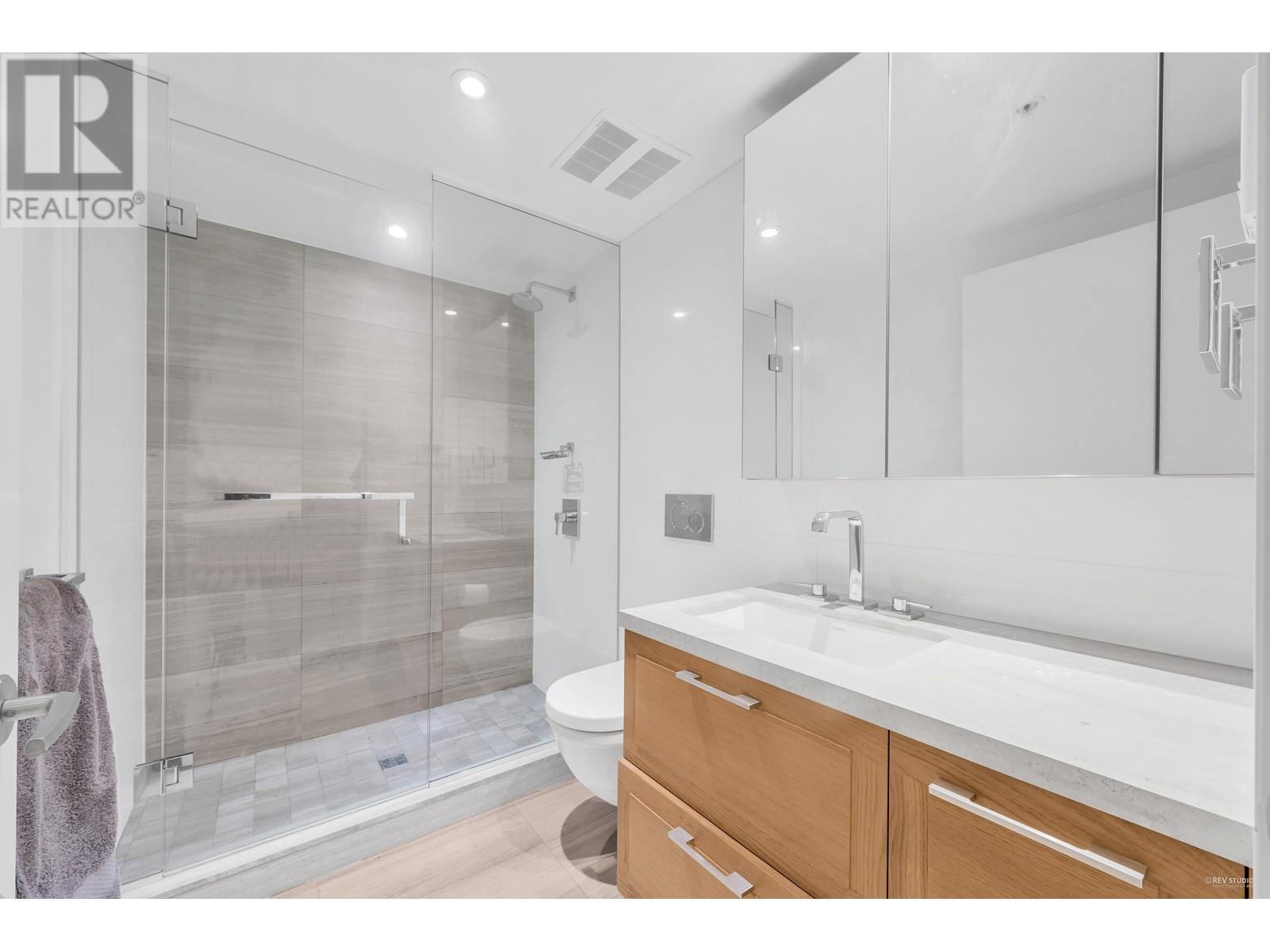1581 W 57th Avenue, Vancouver, British Columbia  V6P 0H7 - Photo 12 - R2824271