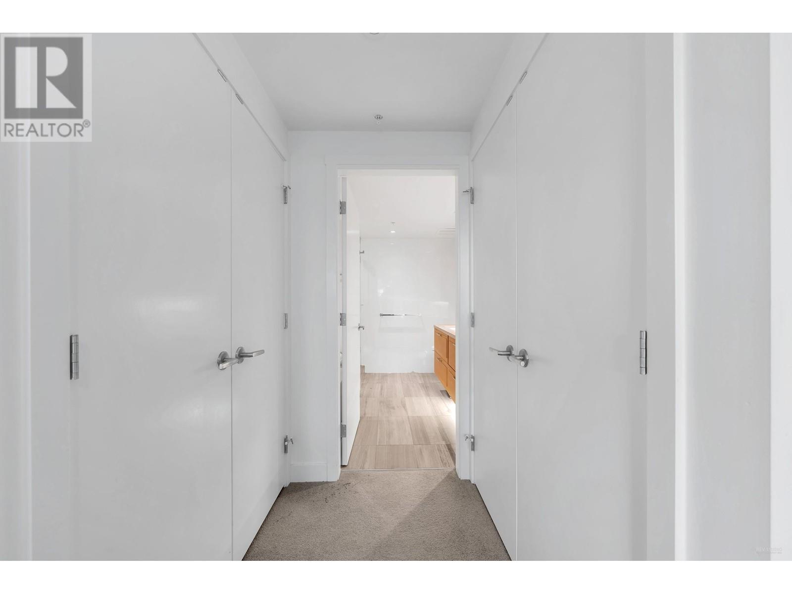 1581 W 57th Avenue, Vancouver, British Columbia  V6P 0H7 - Photo 9 - R2824271