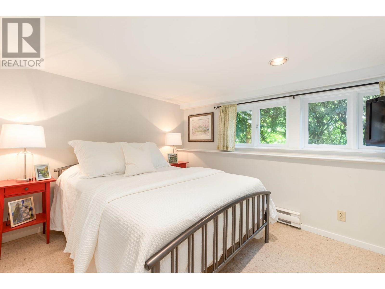 415 Third Street, New Westminster, British Columbia  V3L 2S3 - Photo 21 - R2819705