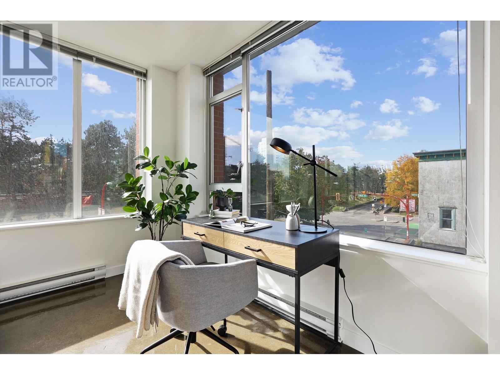 302 221 Union Street, Vancouver, British Columbia  V6A 0B4 - Photo 3 - R2824353