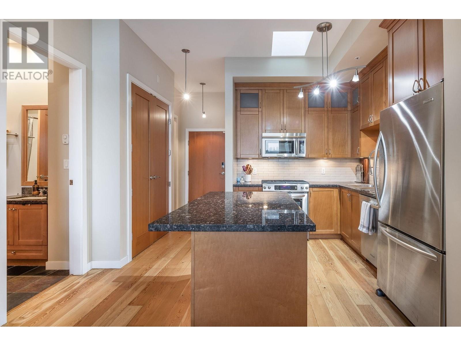 410 240 Salter Street, New Westminster, British Columbia  V3M 0C1 - Photo 12 - R2824364
