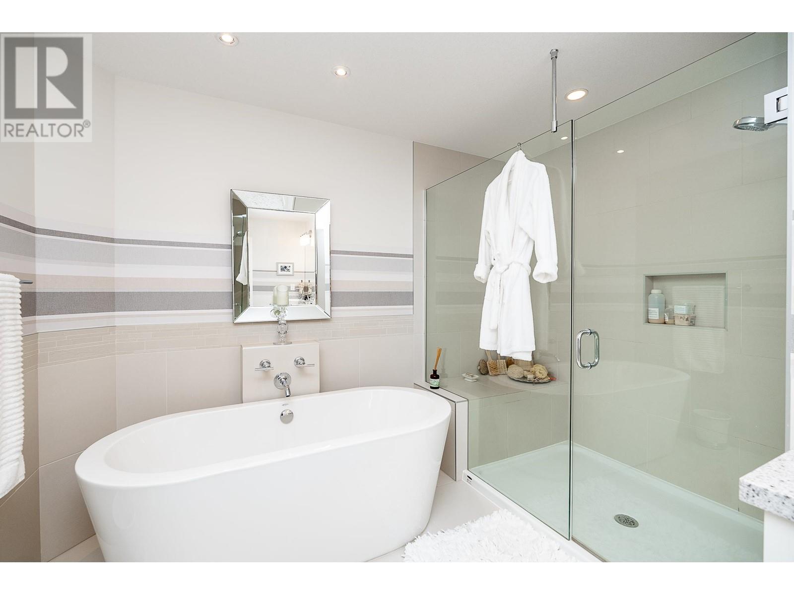 1515 Dayton Street, Coquitlam, British Columbia  V3E 0J6 - Photo 22 - R2824338
