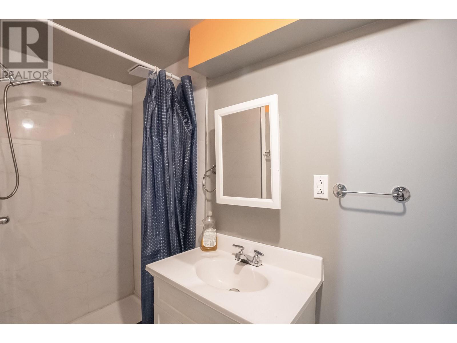21764 124 Avenue, Maple Ridge, British Columbia  V2X 4H7 - Photo 22 - R2823941