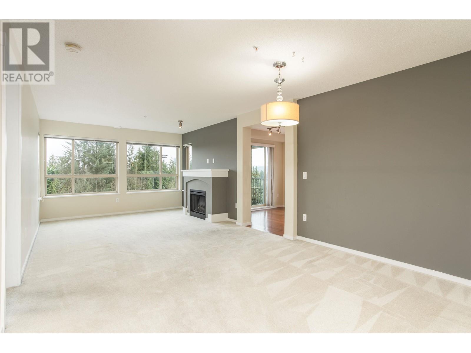 207 3132 Dayanee Springs Boulevard, Coquitlam, British Columbia  V3E 0B5 - Photo 2 - R2822914