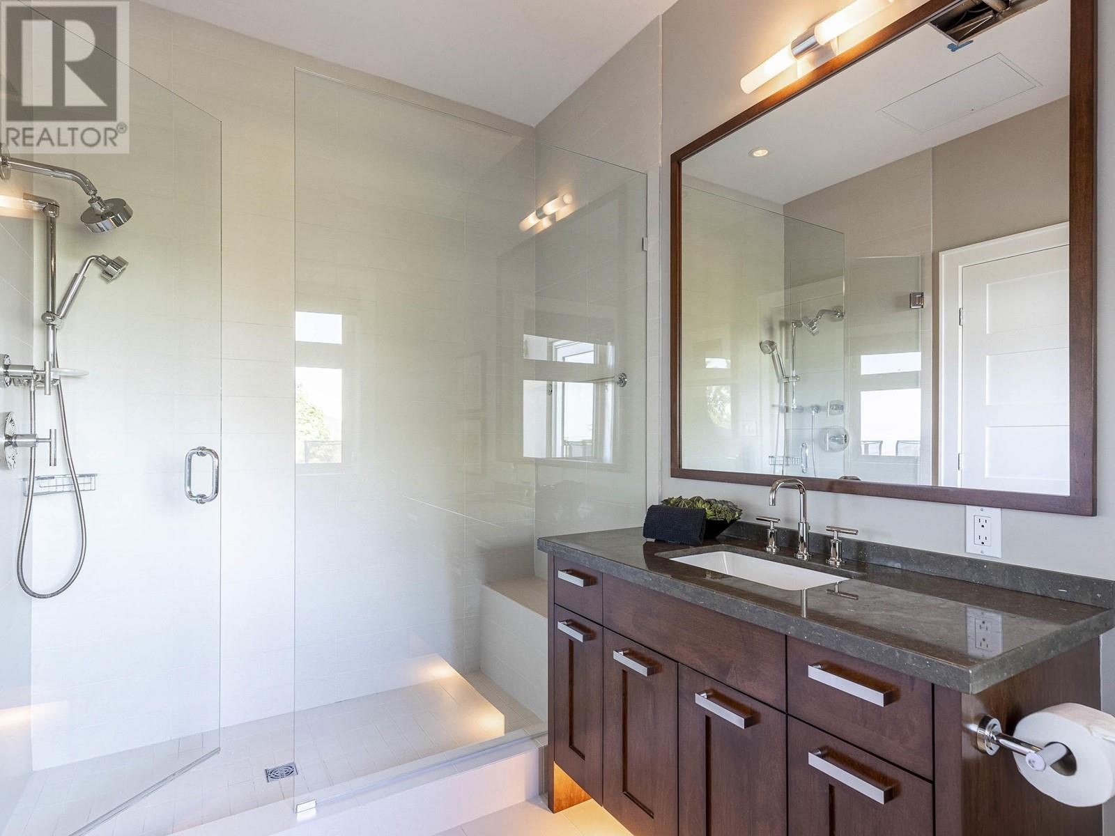 407 2535 Garden Court, West Vancouver, British Columbia  V7S 0A1 - Photo 33 - R2824262