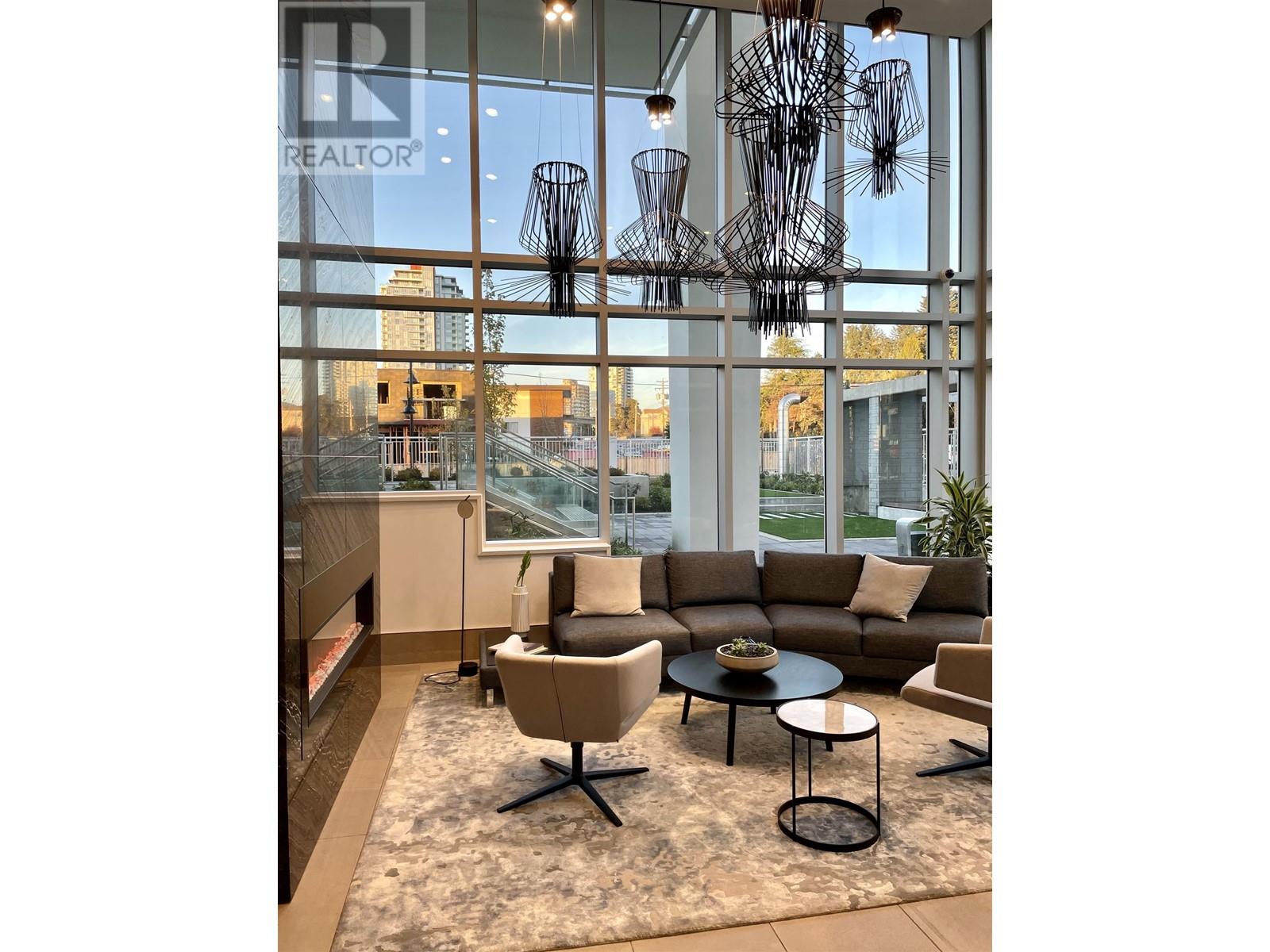 2108 652 Whiting Way, Coquitlam, British Columbia  V3J 0K3 - Photo 2 - R2824330