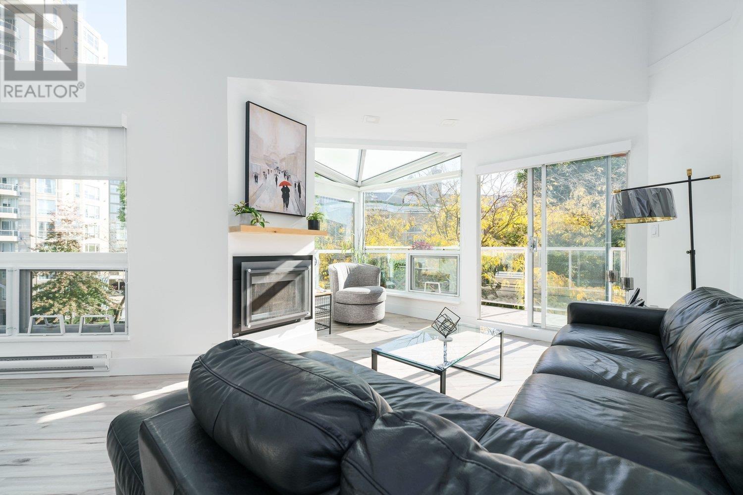 404b 1210 Quayside Drive, New Westminster, British Columbia  V3M 6H1 - Photo 4 - R2823983