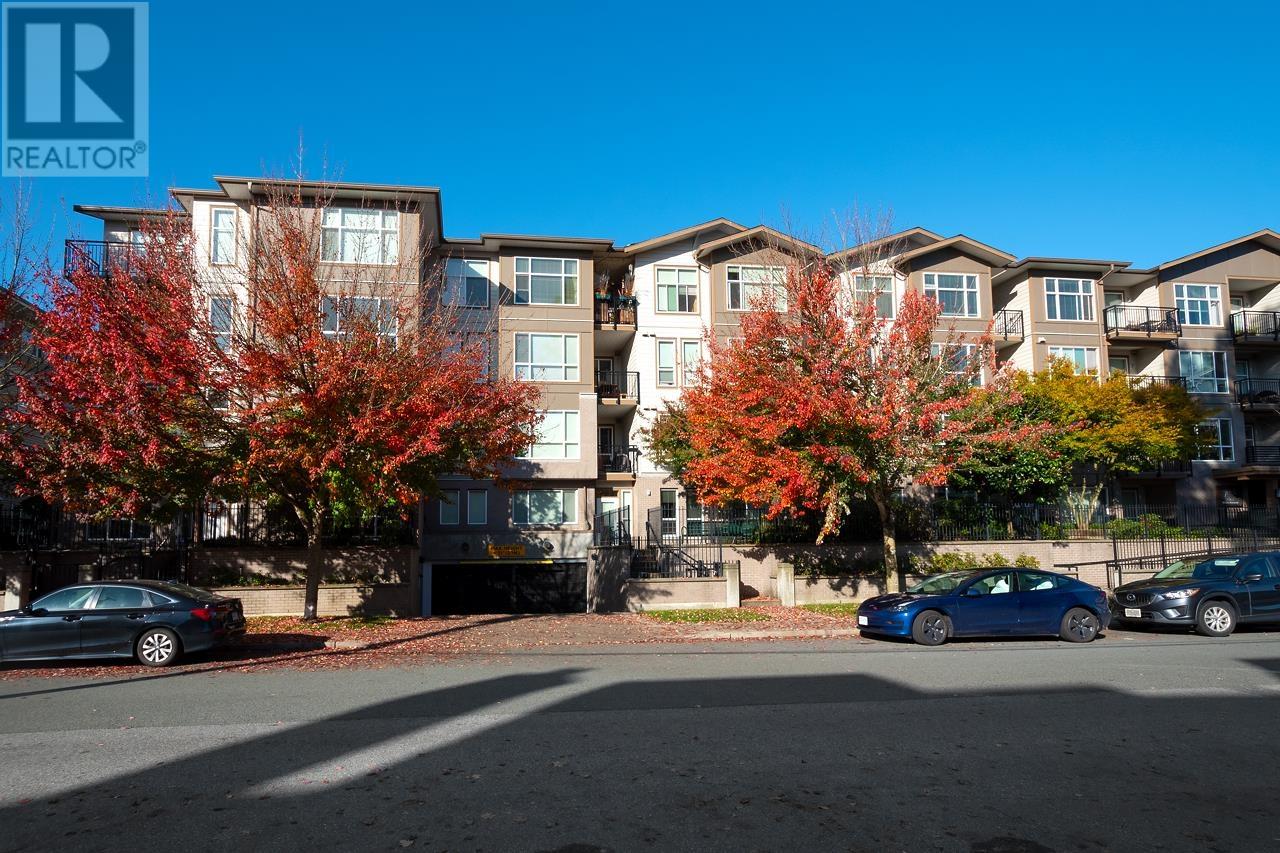 416 2343 Atkins Avenue, Port Coquitlam, British Columbia  V3C 1Y7 - Photo 2 - R2824266
