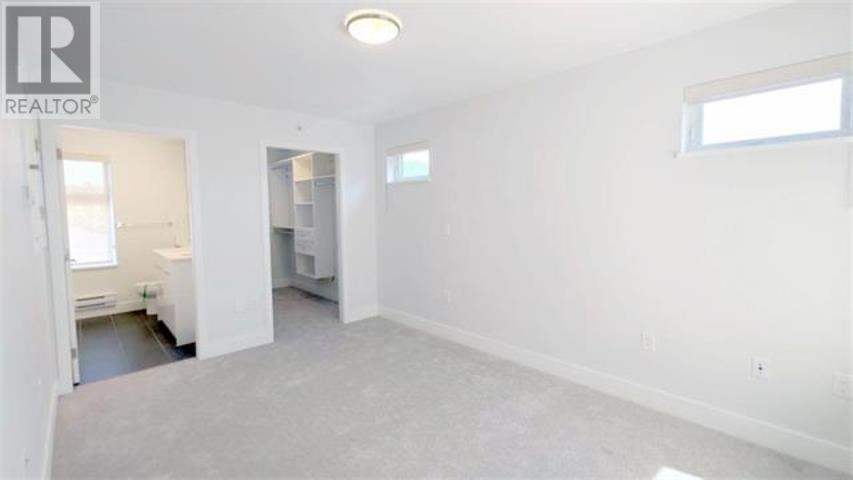 2731 Duke Street, Vancouver, British Columbia  V5R 4S8 - Photo 13 - R2824245