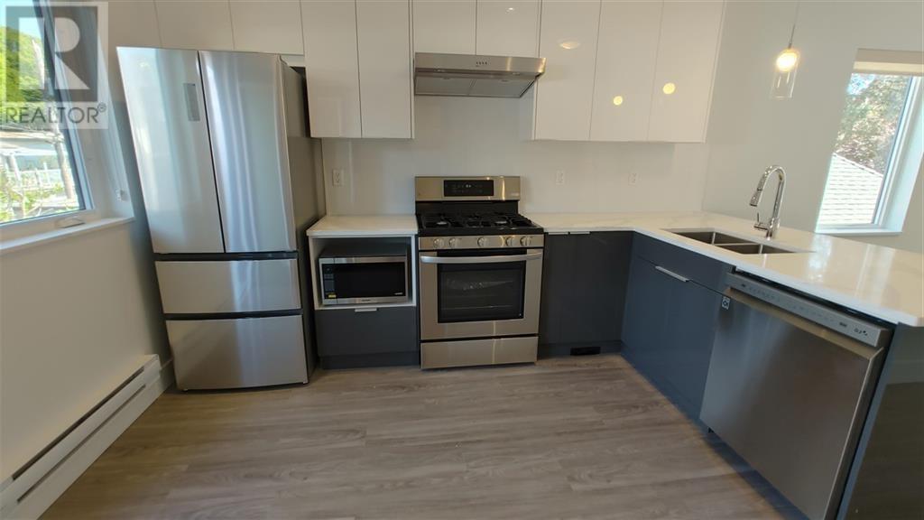 2731 Duke Street, Vancouver, British Columbia  V5R 4S8 - Photo 5 - R2824245