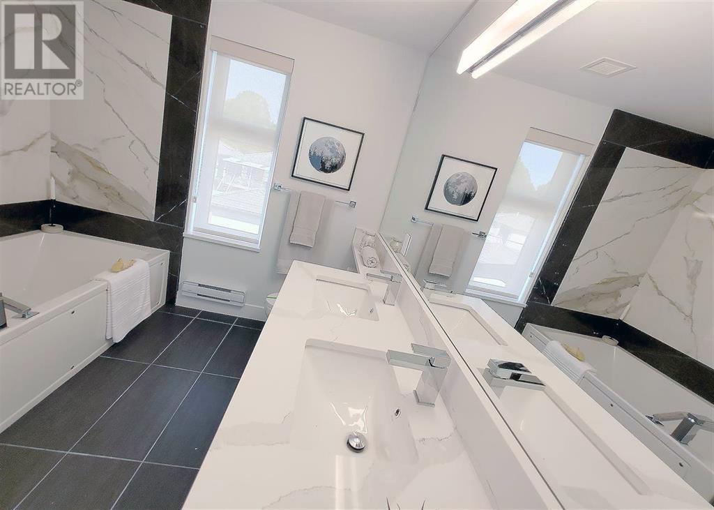 2731 Duke Street, Vancouver, British Columbia  V5R 4S8 - Photo 14 - R2824245