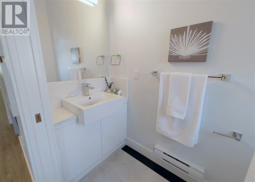 2731 Duke Street, Vancouver, British Columbia  V5R 4S8 - Photo 6 - R2824245