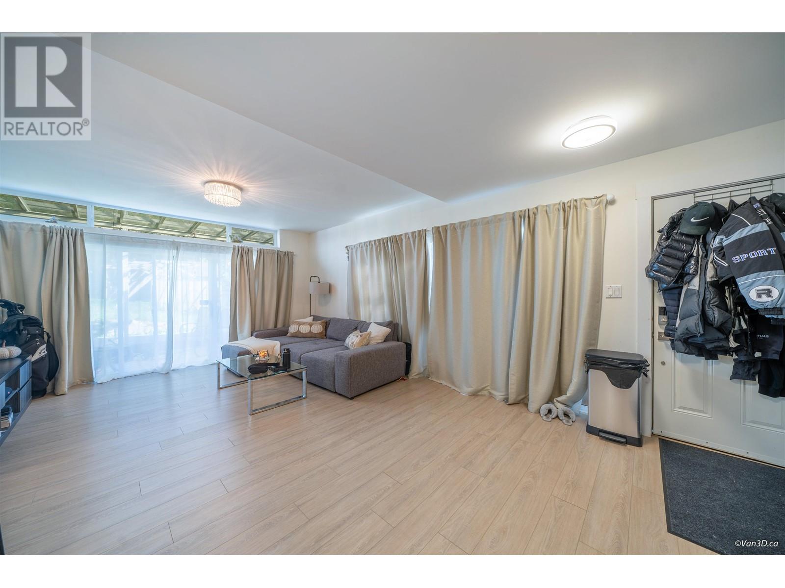 7962 Nelson Avenue, Burnaby, British Columbia  V5J 4E5 - Photo 8 - R2824320