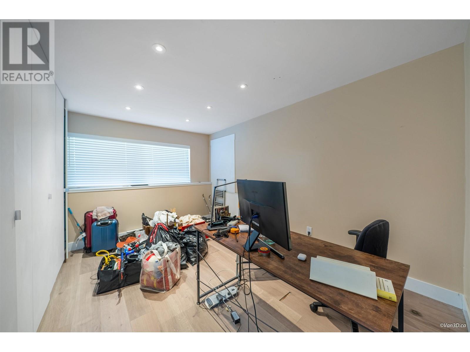 7962 Nelson Avenue, Burnaby, British Columbia  V5J 4E5 - Photo 20 - R2824320