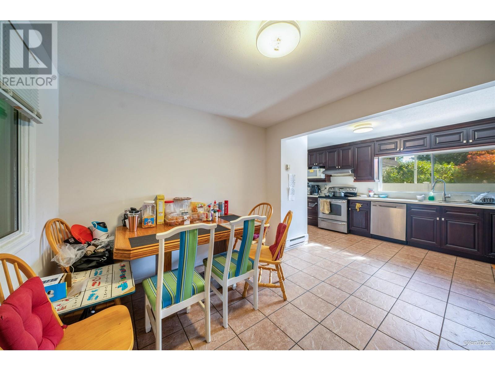 7962 Nelson Avenue, Burnaby, British Columbia  V5J 4E5 - Photo 23 - R2824320