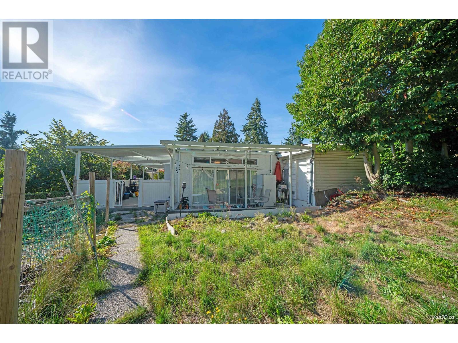 7962 Nelson Avenue, Burnaby, British Columbia  V5J 4E5 - Photo 6 - R2824320