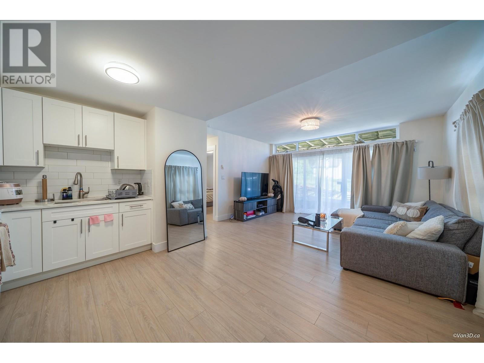 7962 Nelson Avenue, Burnaby, British Columbia  V5J 4E5 - Photo 9 - R2824320