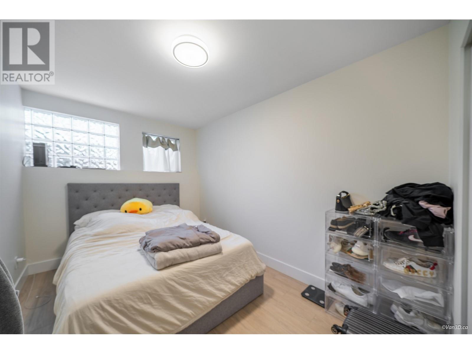 7962 Nelson Avenue, Burnaby, British Columbia  V5J 4E5 - Photo 12 - R2824320