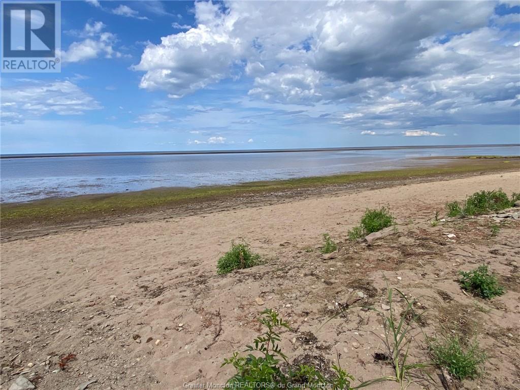 9 Oscar, Beaubassin East, New Brunswick  E4P 7X9 - Photo 2 - M155681
