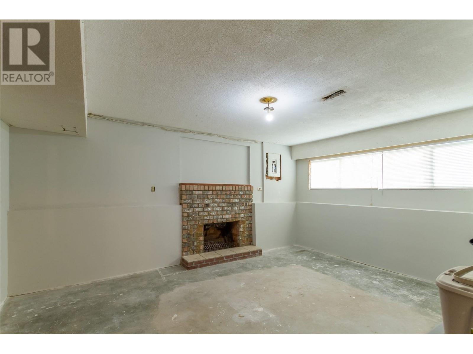 12125 229 Street, Maple Ridge, British Columbia  V2X 7M9 - Photo 19 - R2823928