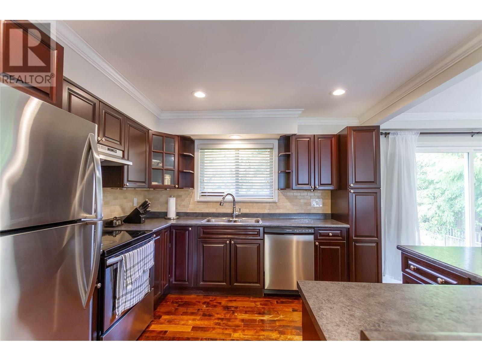 12125 229 Street, Maple Ridge, British Columbia  V2X 7M9 - Photo 11 - R2823928