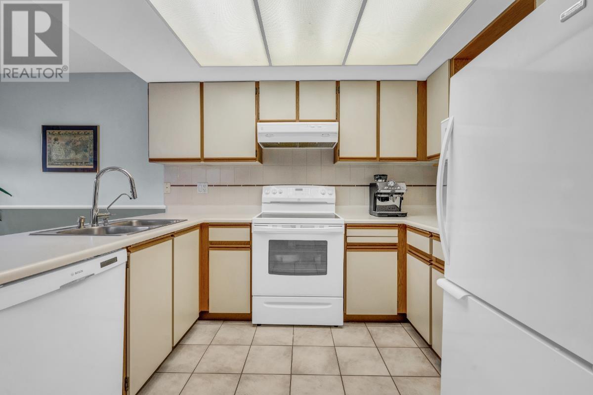 9266 Mcburney Drive, Richmond, British Columbia  V6Y 3H4 - Photo 7 - R2824347