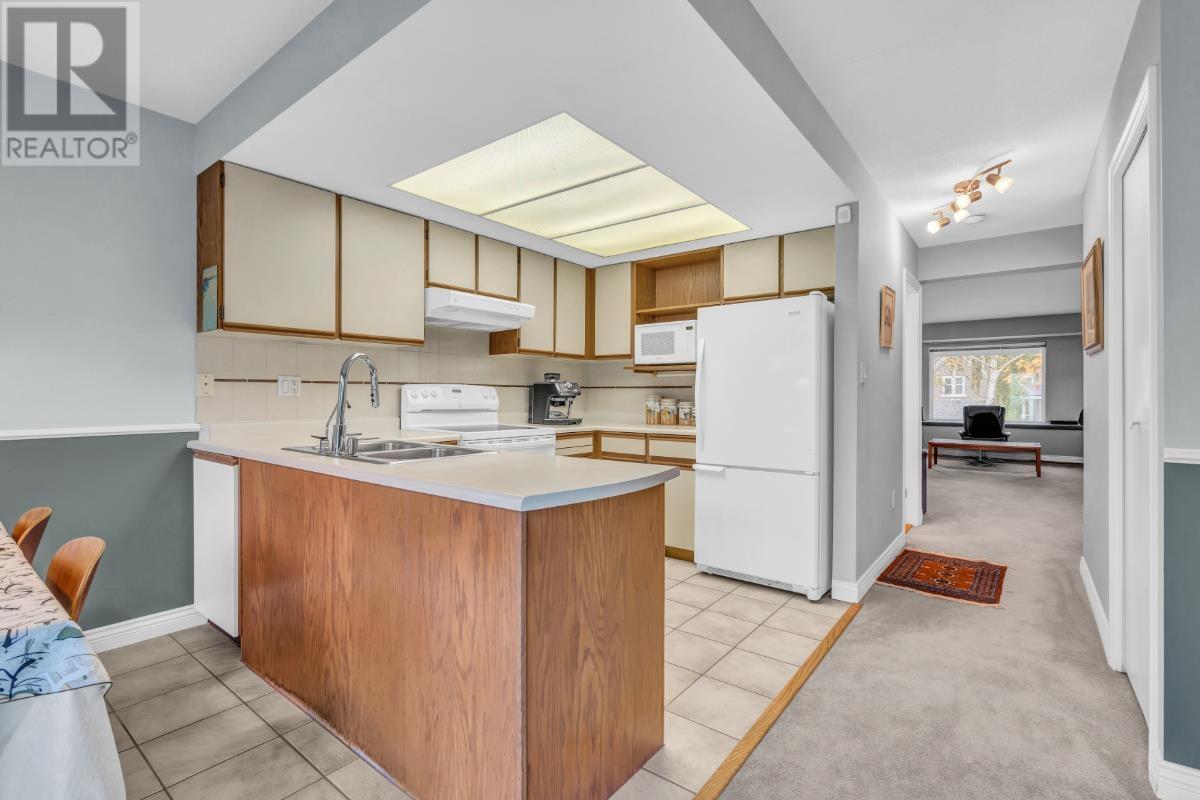 9266 Mcburney Drive, Richmond, British Columbia  V6Y 3H4 - Photo 6 - R2824347
