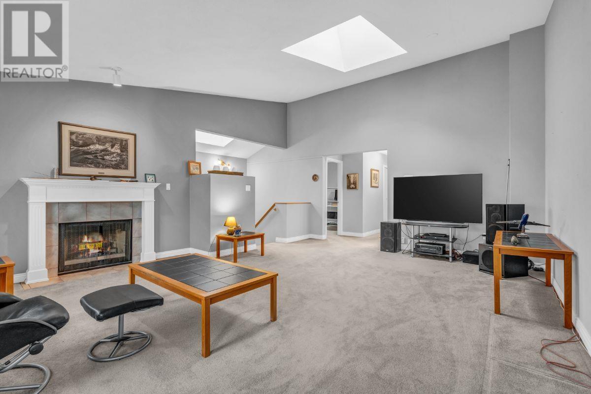 9266 Mcburney Drive, Richmond, British Columbia  V6Y 3H4 - Photo 3 - R2824347