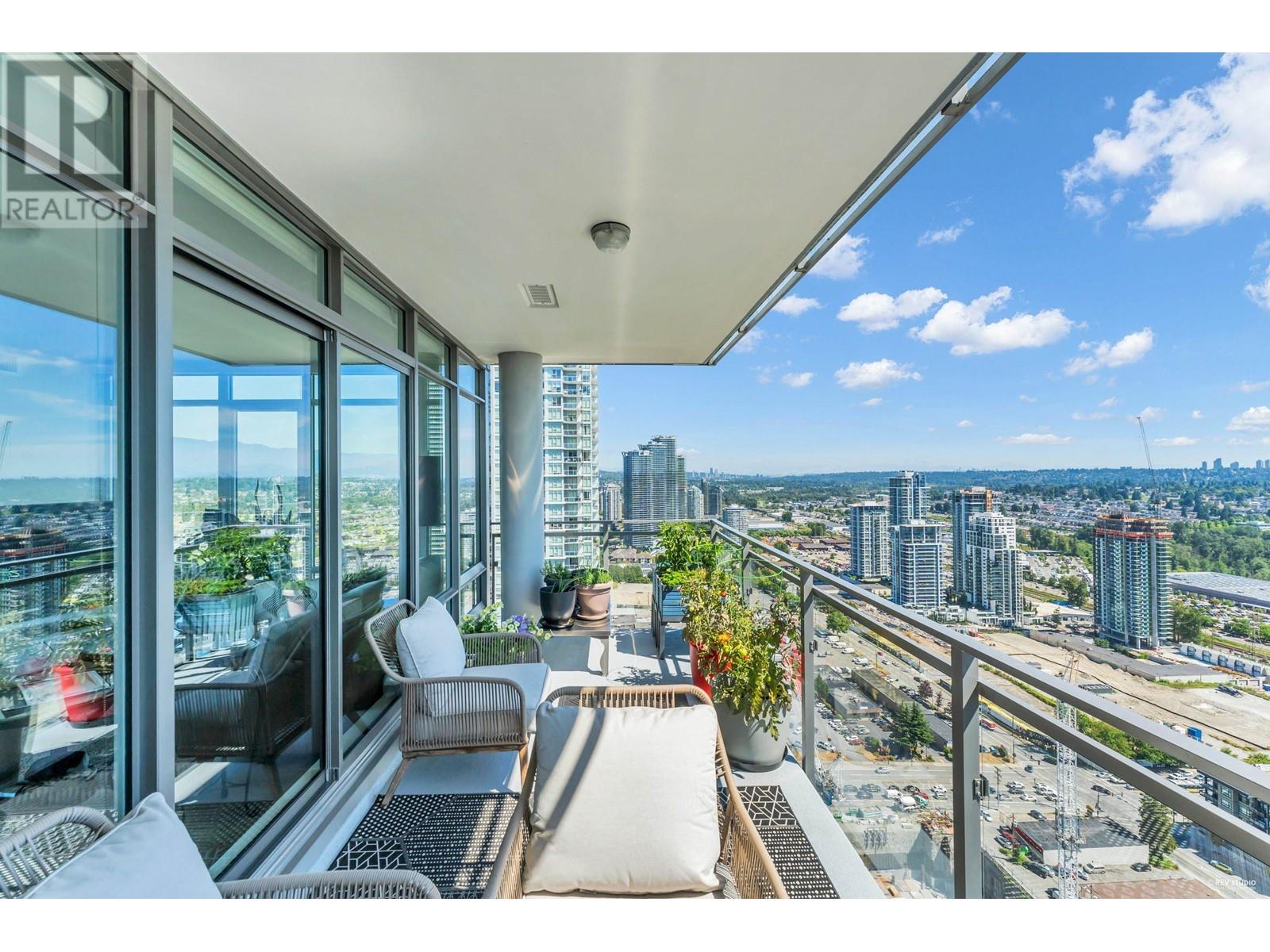 3605 2008 Rosser Avenue, Burnaby, British Columbia  V5C 0H8 - Photo 4 - R2824001