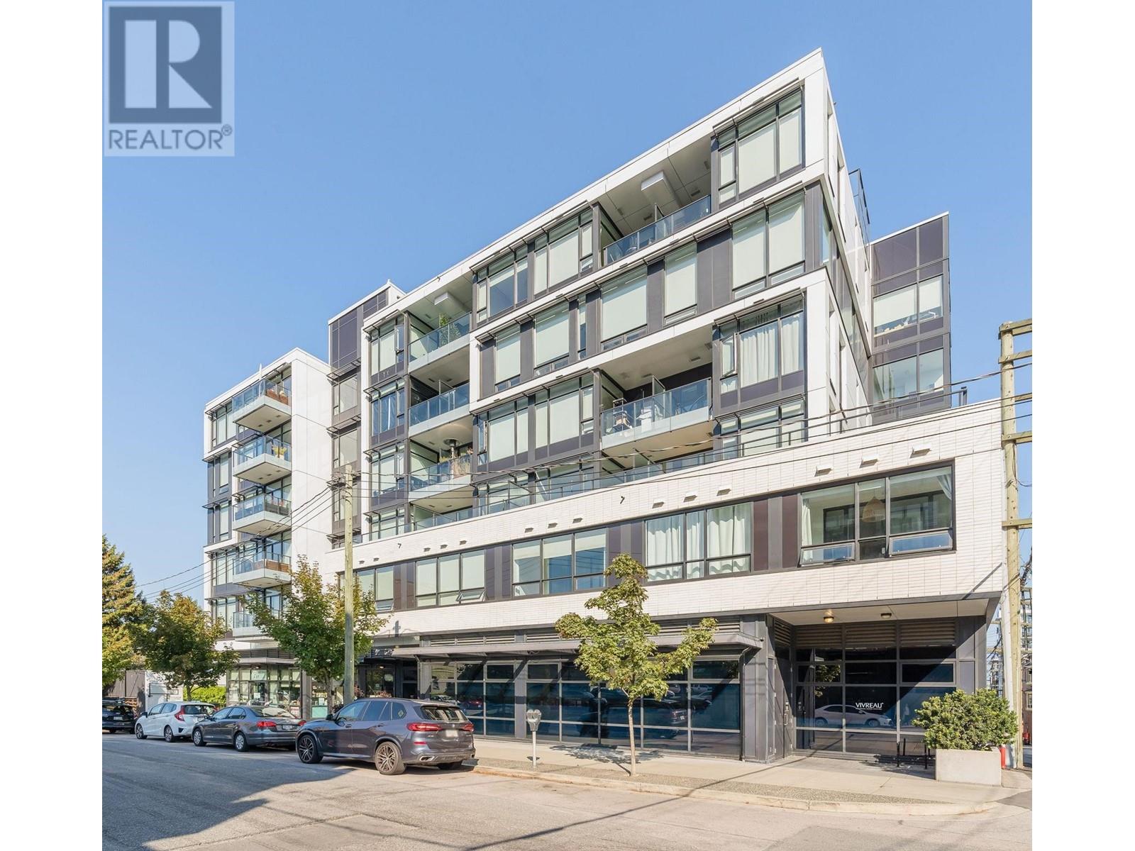 210 133 E 8TH AVENUE, vancouver, British Columbia