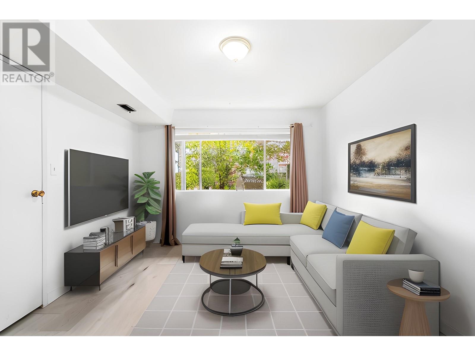 2976 School Avenue, Vancouver, British Columbia  V5R 5M5 - Photo 3 - R2824413