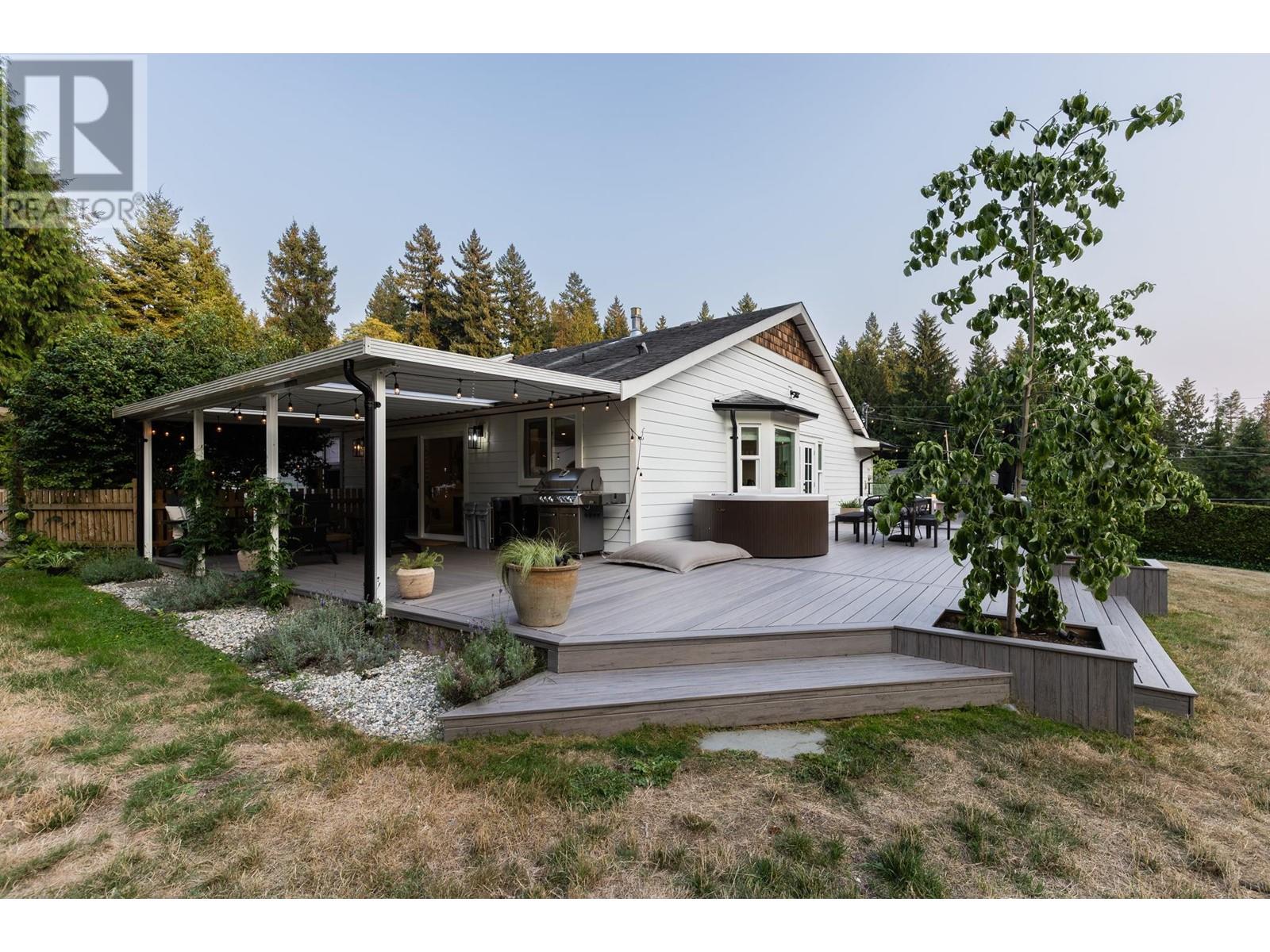 3404 Kraus Road, Roberts Creek, British Columbia  V0N 2W2 - Photo 25 - R2824444