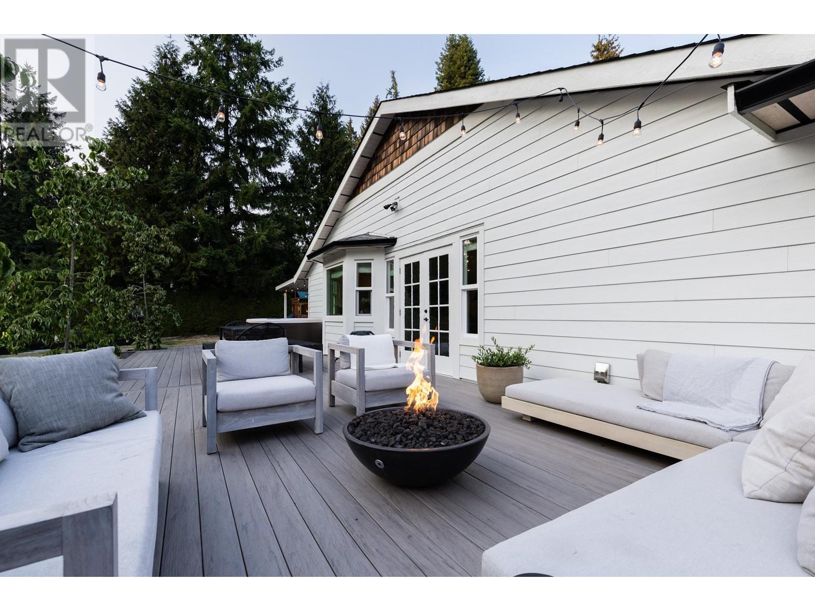3404 Kraus Road, Roberts Creek, British Columbia  V0N 2W2 - Photo 29 - R2824444