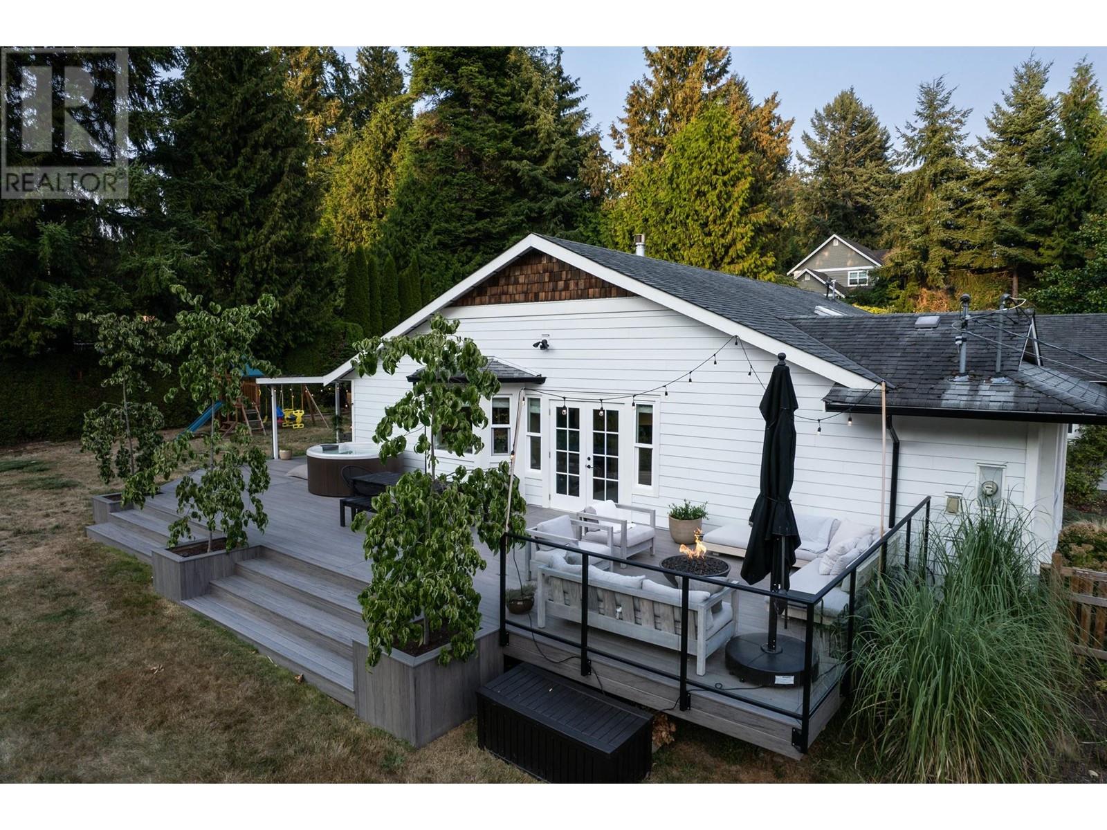3404 Kraus Road, Roberts Creek, British Columbia  V0N 2W2 - Photo 30 - R2824444