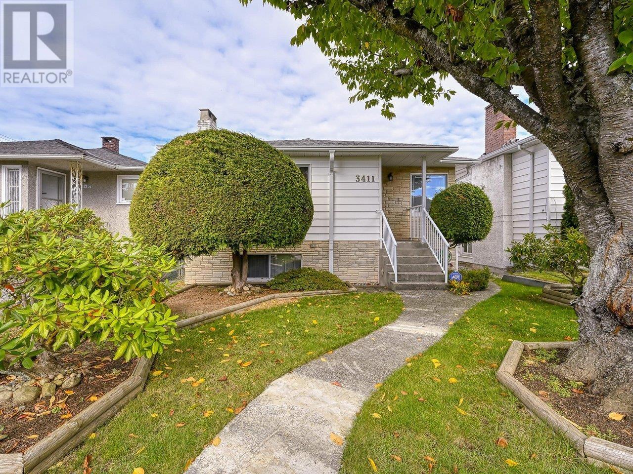 3411 E 45th Avenue, Vancouver, British Columbia  V5R 3E9 - Photo 2 - R2824418
