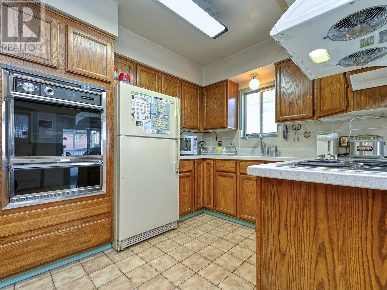 3411 E 45th Avenue, Vancouver, British Columbia  V5R 3E9 - Photo 14 - R2824418